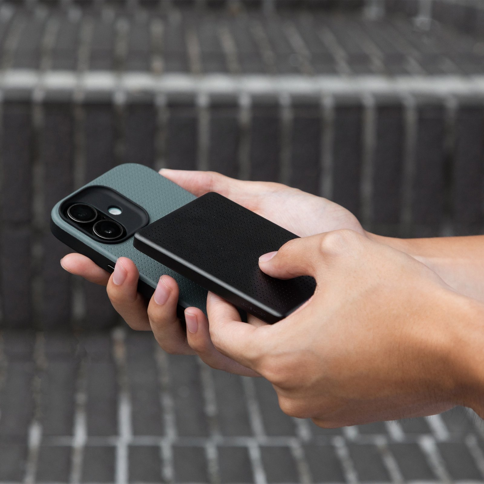 ActivePowerBank-Black_17-1.jpg